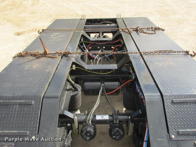 image for item K4207 2014 Towmaster T-110DTG lowboy equipment trailer