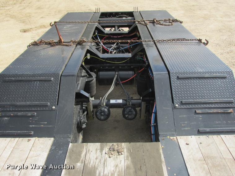 image for item K4207 2014 Towmaster T-110DTG lowboy equipment trailer