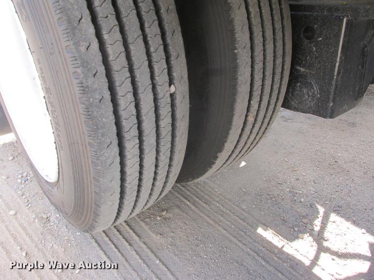 image for item K4207 2014 Towmaster T-110DTG lowboy equipment trailer