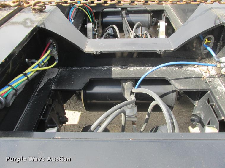 image for item K4207 2014 Towmaster T-110DTG lowboy equipment trailer