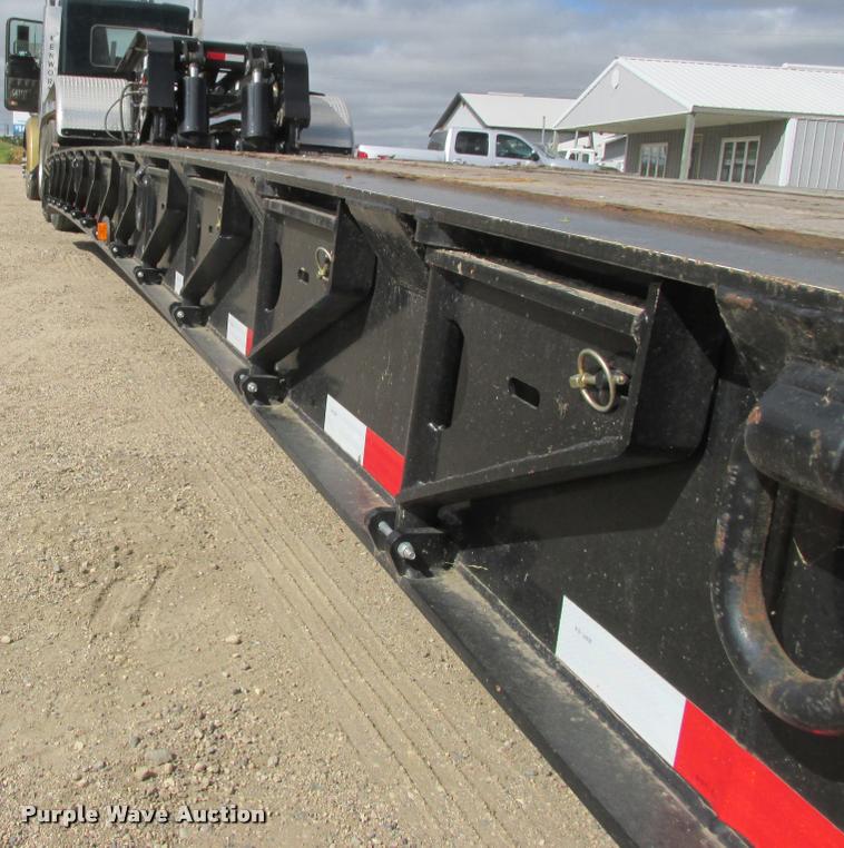 image for item K4207 2014 Towmaster T-110DTG lowboy equipment trailer