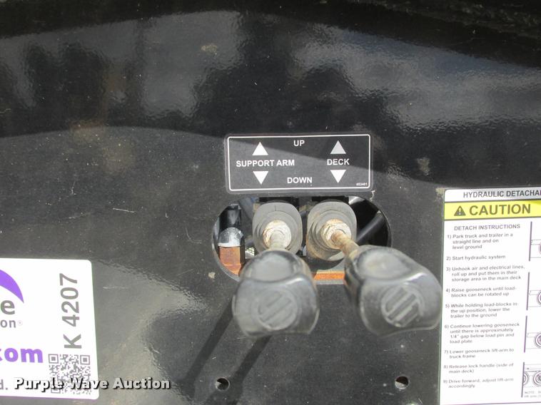 image for item K4207 2014 Towmaster T-110DTG lowboy equipment trailer