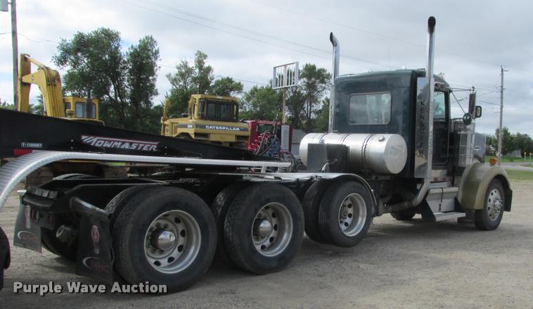 image for item K4208 2000 Kenworth W900L semi truck
