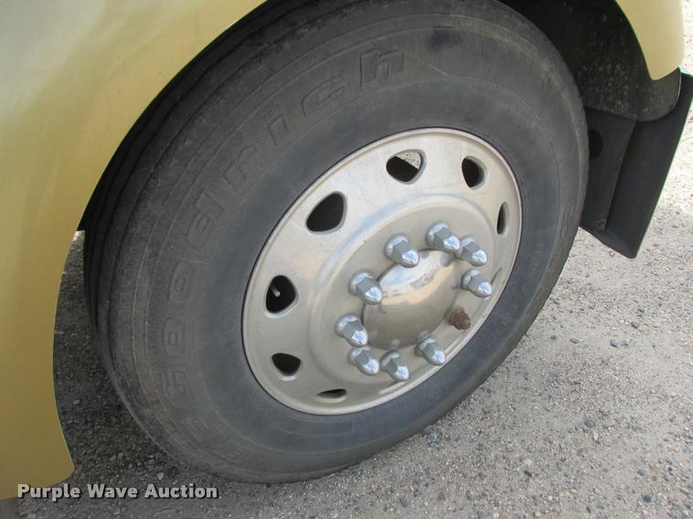 image for item K4208 2000 Kenworth W900L semi truck