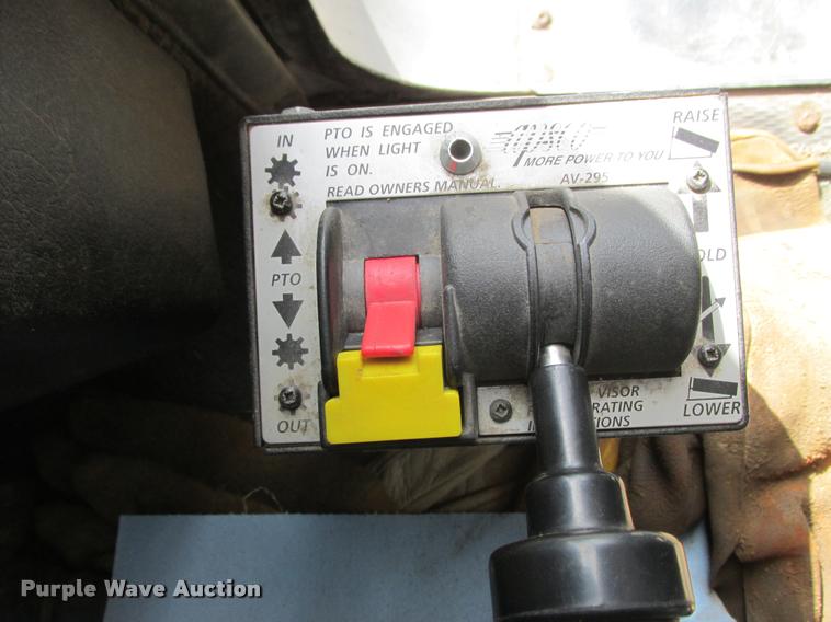 image for item K4208 2000 Kenworth W900L semi truck