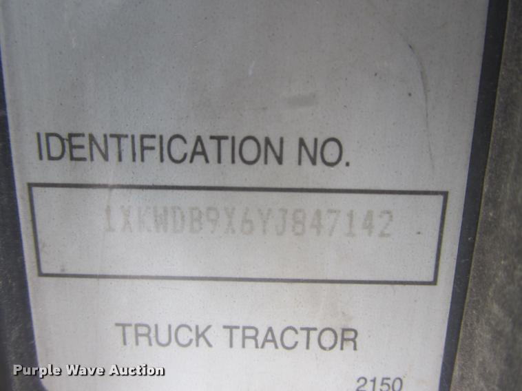 image for item K4208 2000 Kenworth W900L semi truck