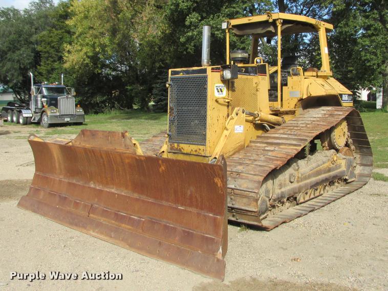 image for item K4209 1997 Caterpillar D6M LGP dozer