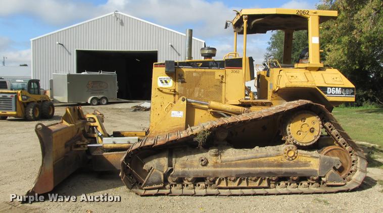 image for item K4209 1997 Caterpillar D6M LGP dozer
