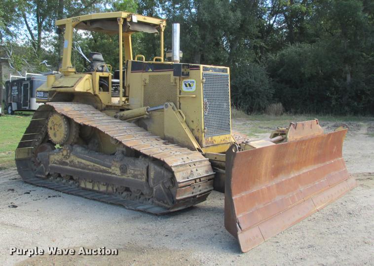 image for item K4209 1997 Caterpillar D6M LGP dozer