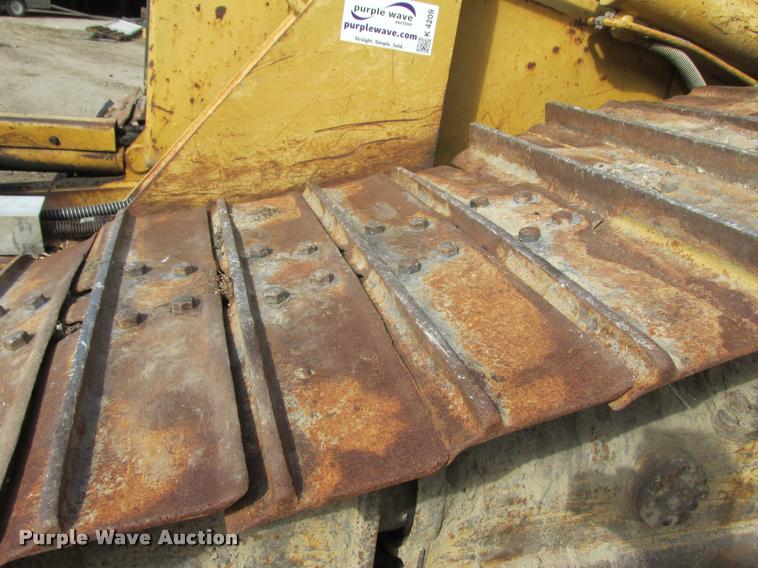 image for item K4209 1997 Caterpillar D6M LGP dozer