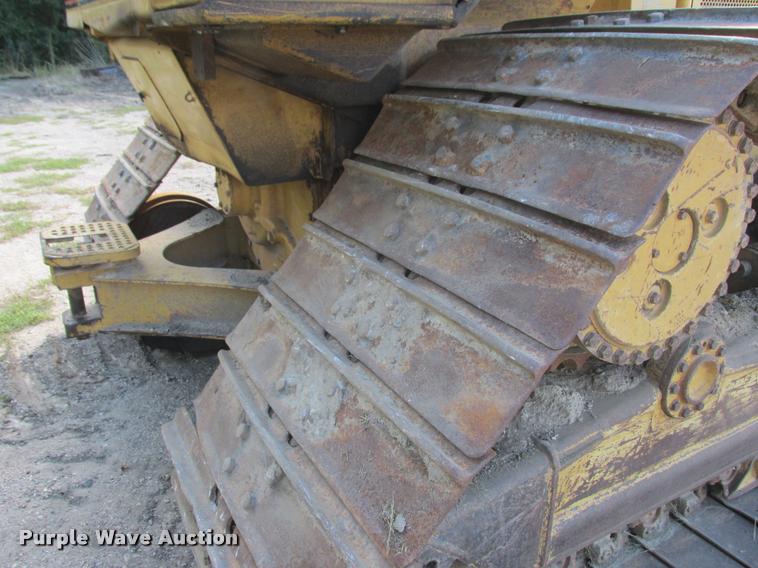 image for item K4209 1997 Caterpillar D6M LGP dozer