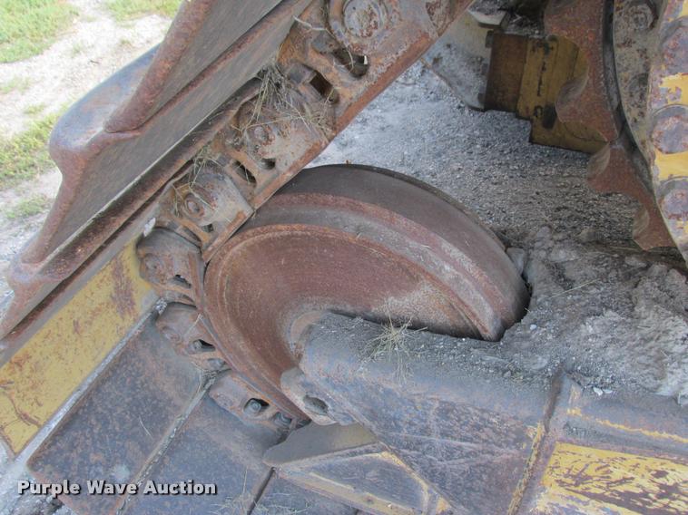 image for item K4209 1997 Caterpillar D6M LGP dozer