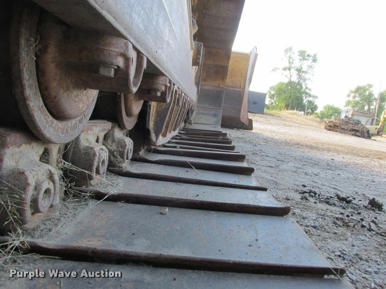 image for item K4209 1997 Caterpillar D6M LGP dozer