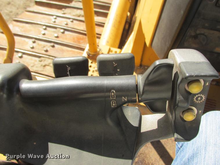 image for item K4209 1997 Caterpillar D6M LGP dozer