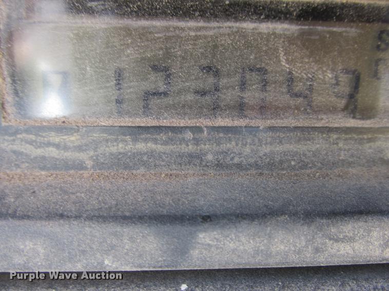 image for item K4209 1997 Caterpillar D6M LGP dozer