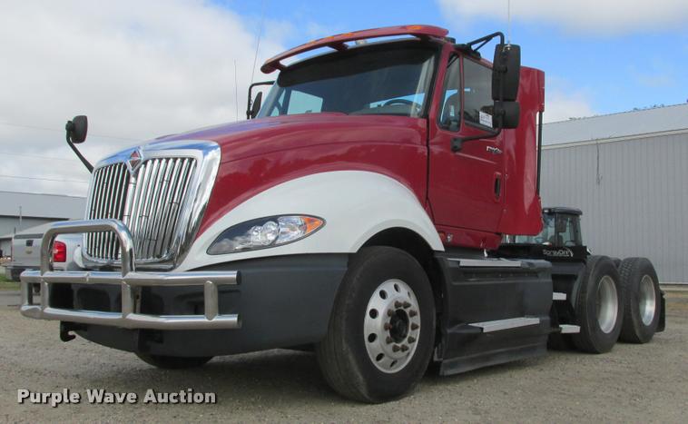 image for item K4210 2009 International ProStar semi truck
