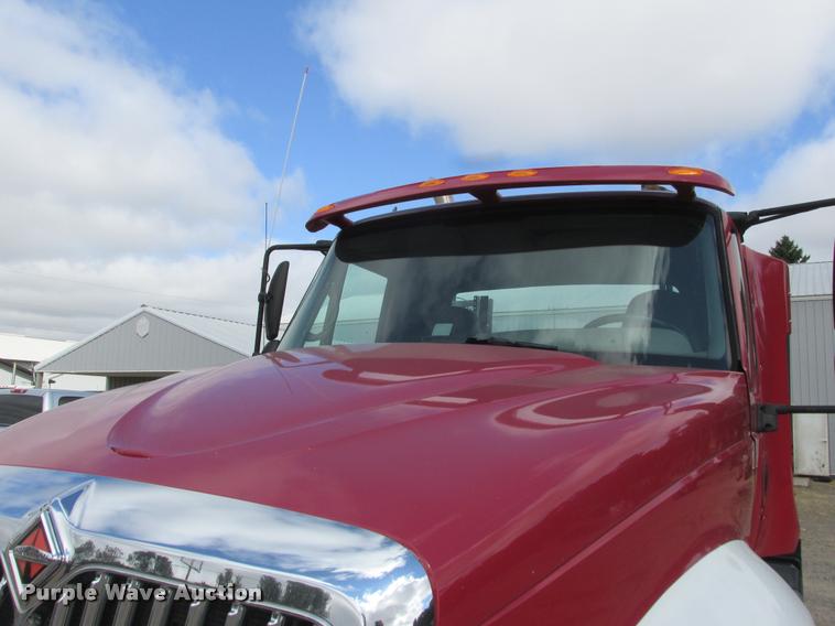 image for item K4210 2009 International ProStar semi truck