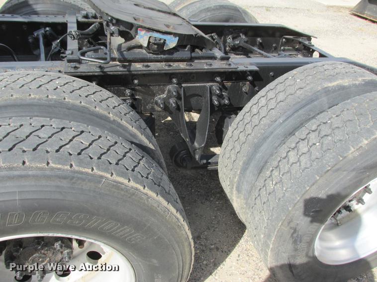 image for item K4210 2009 International ProStar semi truck