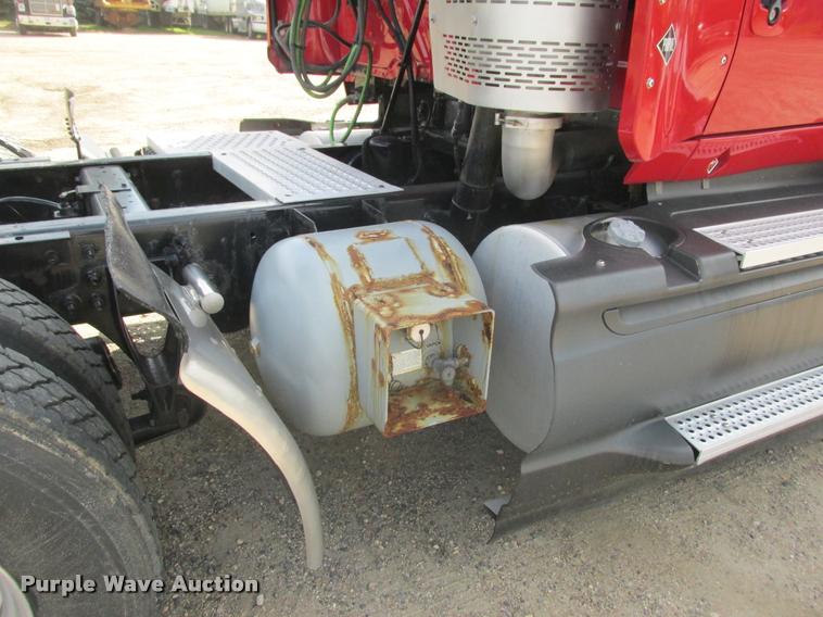 image for item K4210 2009 International ProStar semi truck