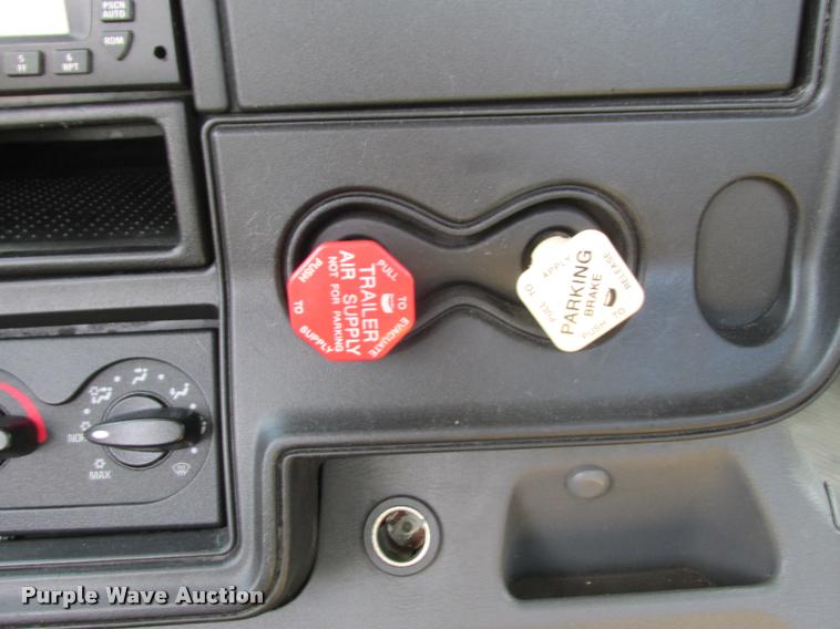 image for item K4210 2009 International ProStar semi truck