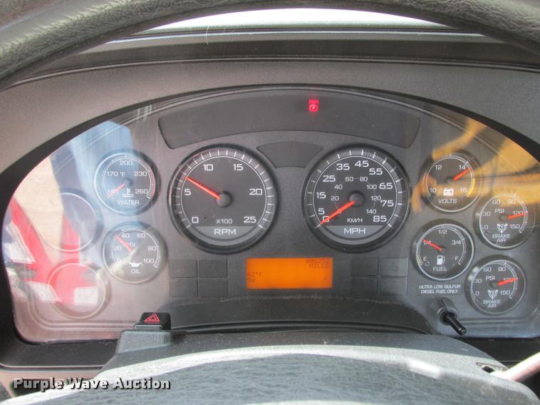 image for item K4210 2009 International ProStar semi truck