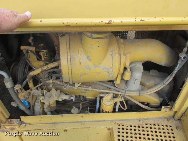 image for item K4212 1988 Caterpillar D8N dozer