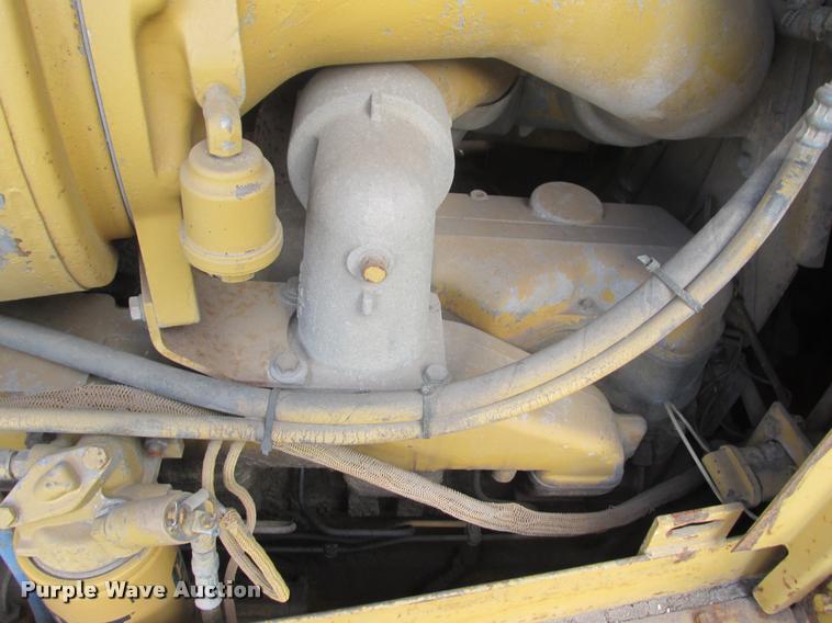 image for item K4212 1988 Caterpillar D8N dozer