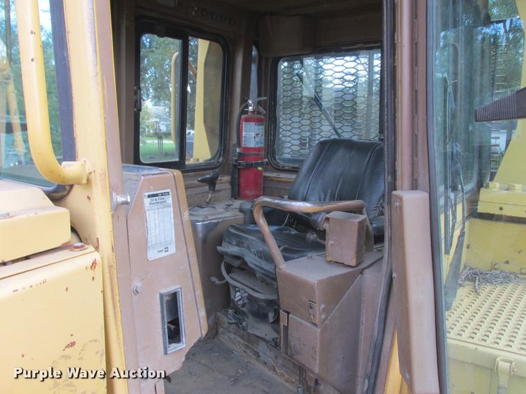 image for item K4212 1988 Caterpillar D8N dozer