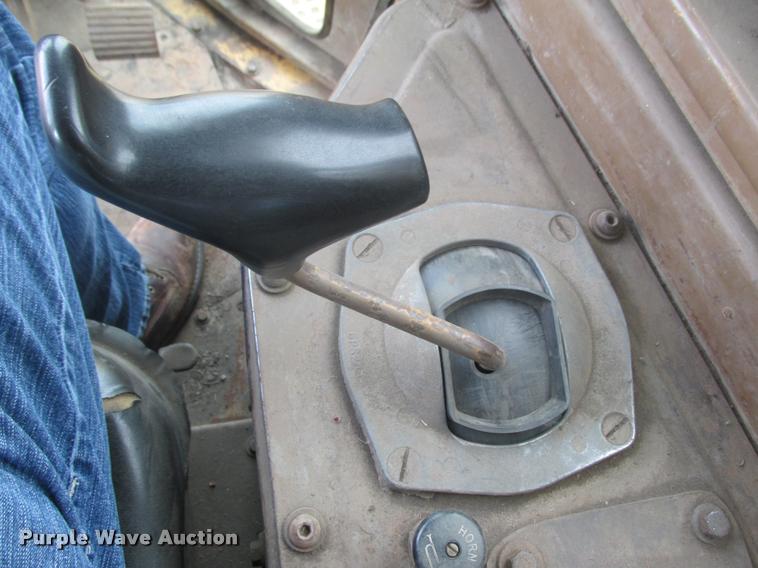 image for item K4212 1988 Caterpillar D8N dozer