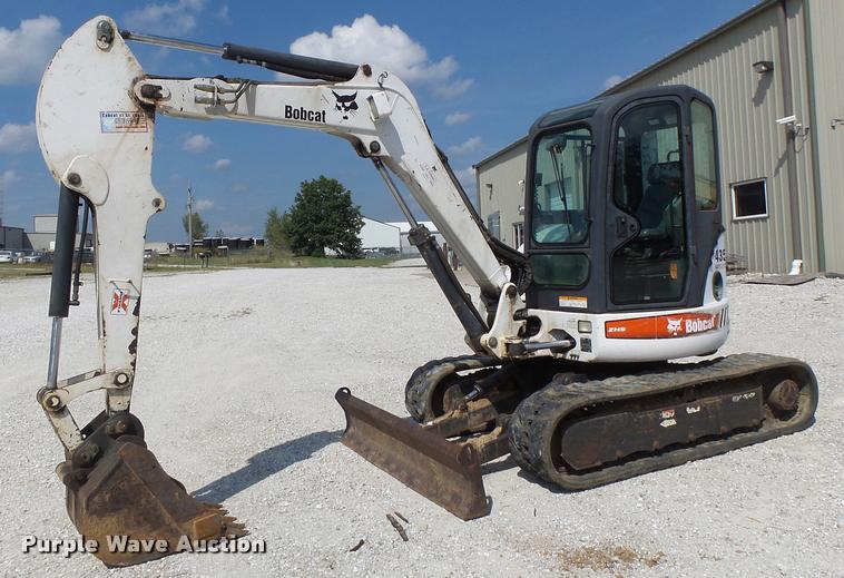 image for item K5689 2004 Bobcat 435 compact excavator