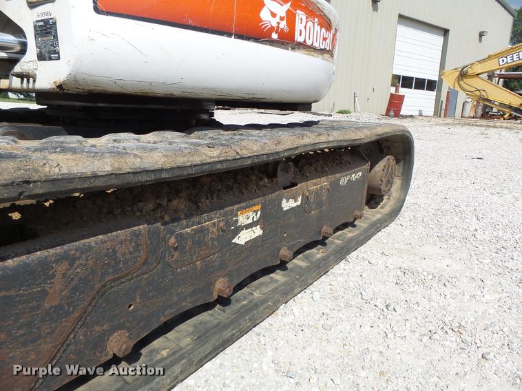 image for item K5689 2004 Bobcat 435 compact excavator