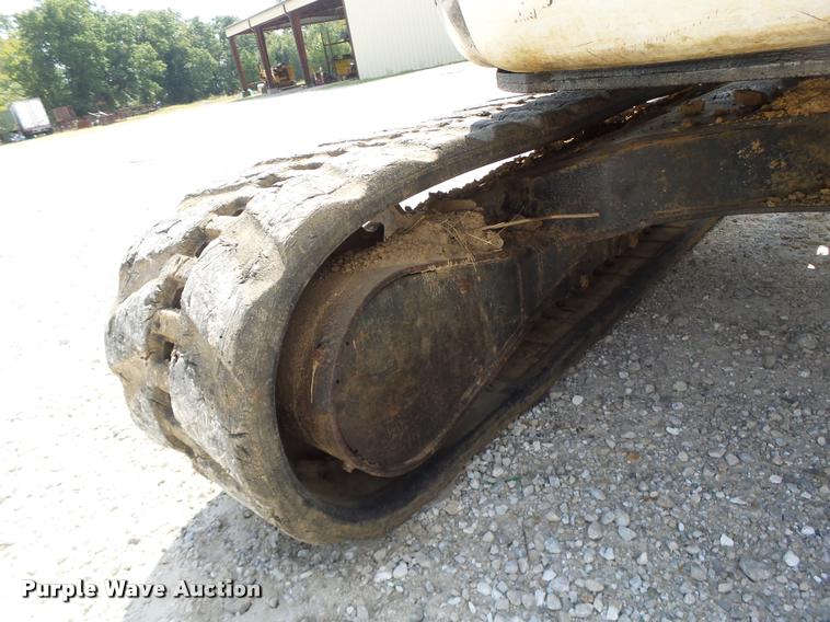 image for item K5689 2004 Bobcat 435 compact excavator