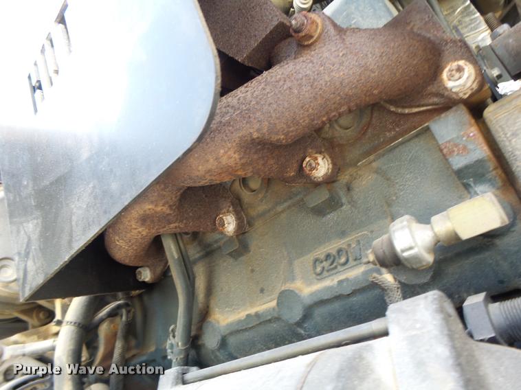 image for item K5689 2004 Bobcat 435 compact excavator