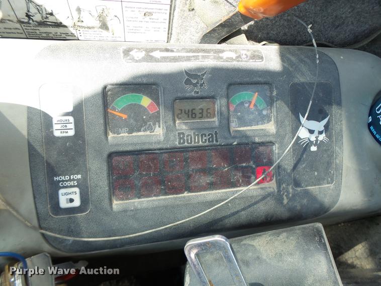 image for item K5689 2004 Bobcat 435 compact excavator