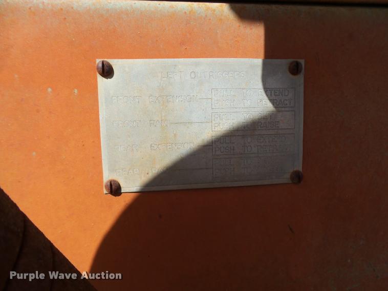 image for item L1601 Little Giant truck crane