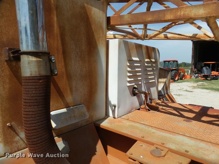 image for item L1601 Little Giant truck crane