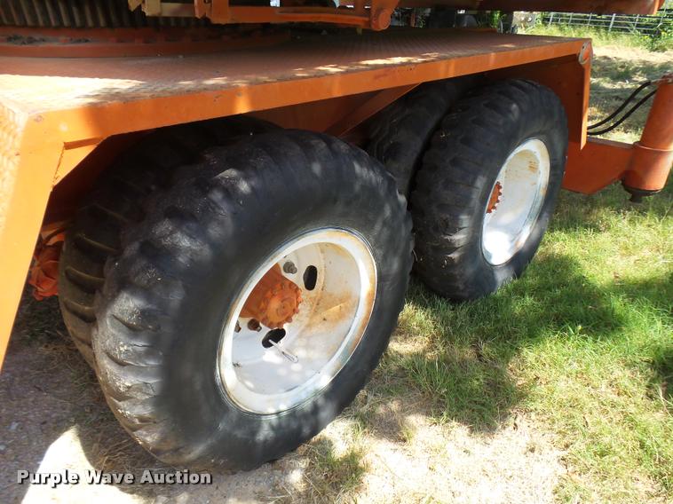 image for item L1601 Little Giant truck crane