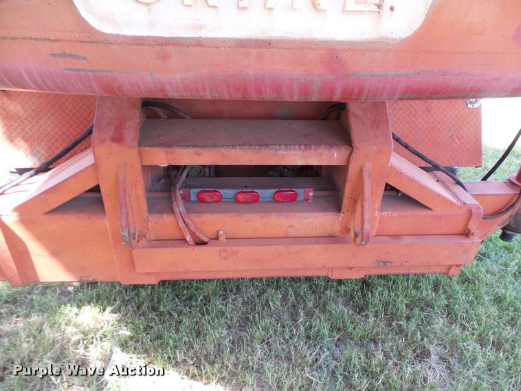 image for item L1601 Little Giant truck crane