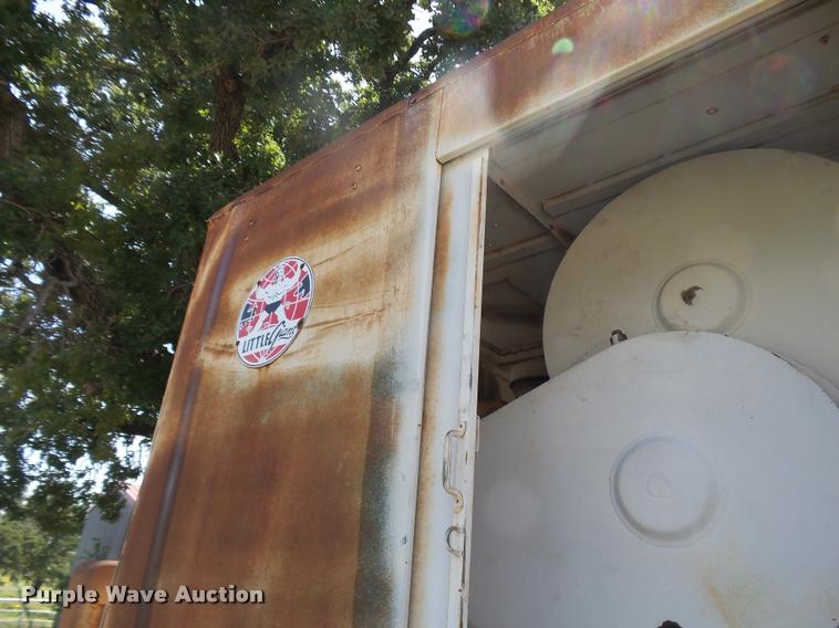 image for item L1601 Little Giant truck crane