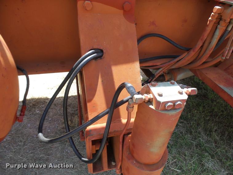 image for item L1601 Little Giant truck crane