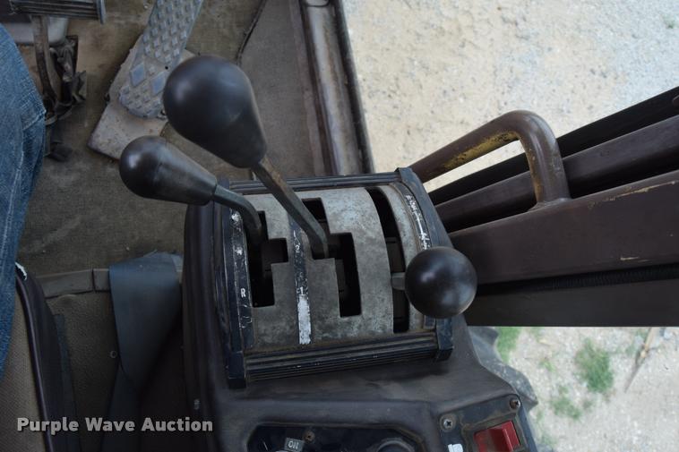 image for item L2582 1984 Champion 710A motor grader