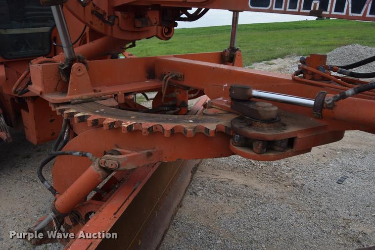 image for item L2582 1984 Champion 710A motor grader