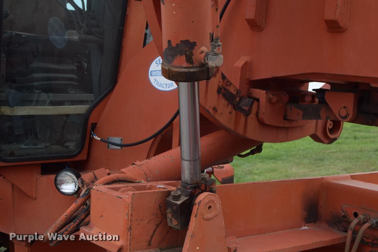 image for item L2582 1984 Champion 710A motor grader