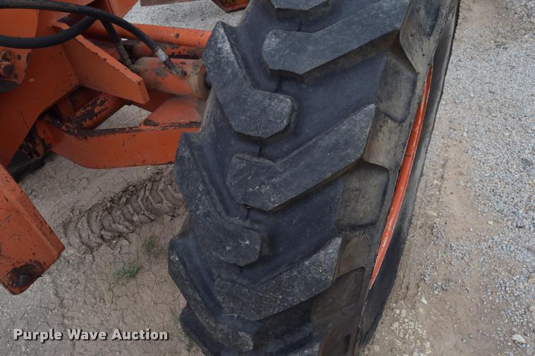 image for item L2582 1984 Champion 710A motor grader