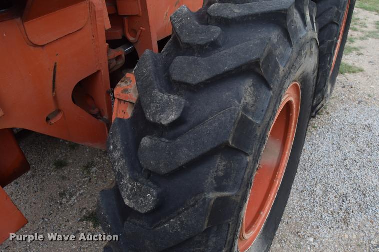 image for item L2582 1984 Champion 710A motor grader