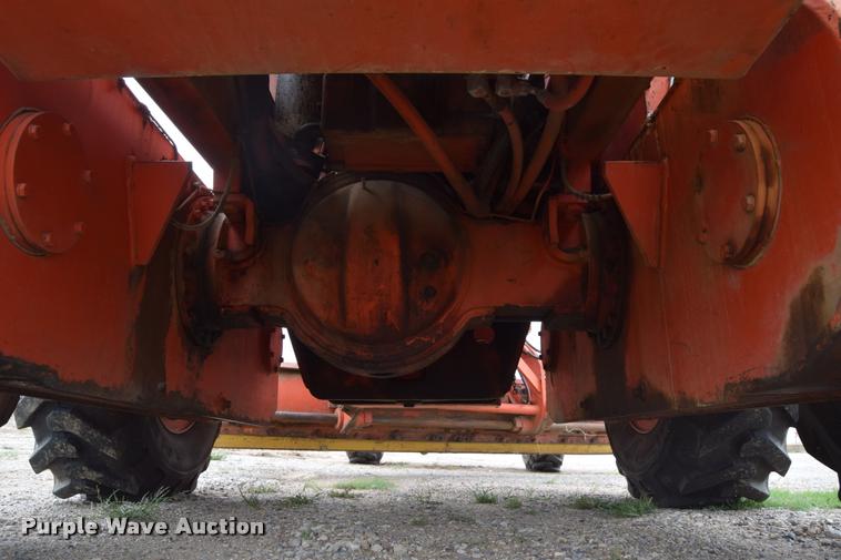 image for item L2582 1984 Champion 710A motor grader