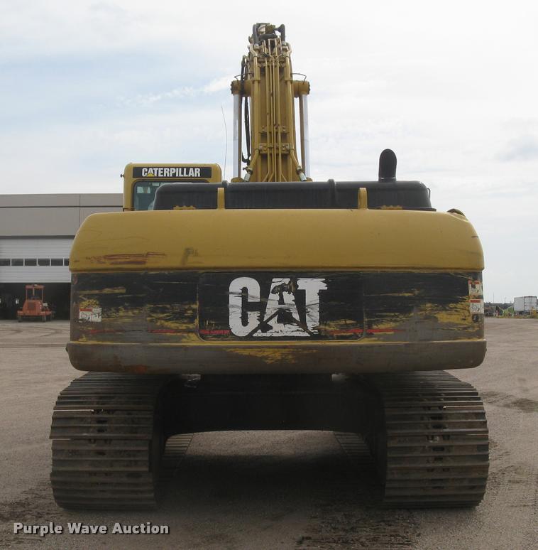 image for item L3869 2005 Caterpillar 330C L excavator