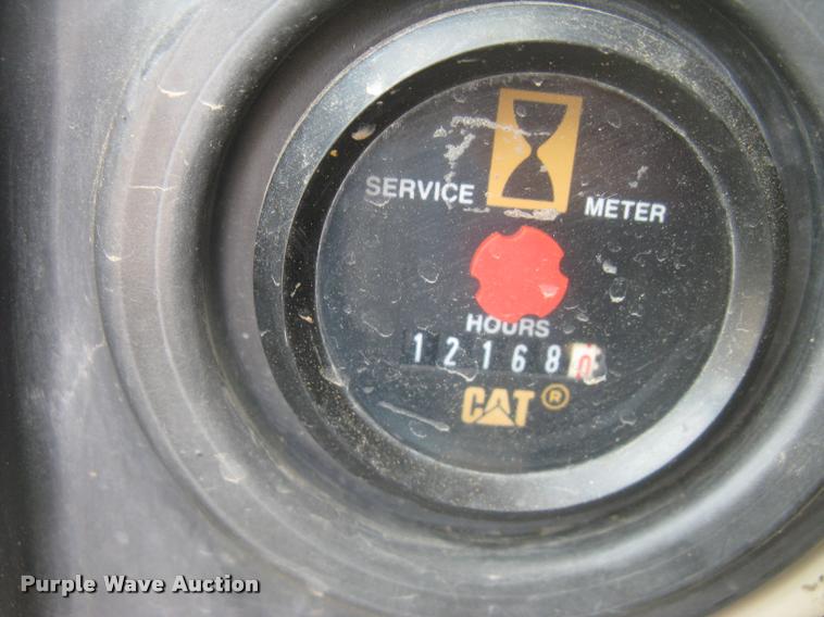 image for item L3869 2005 Caterpillar 330C L excavator