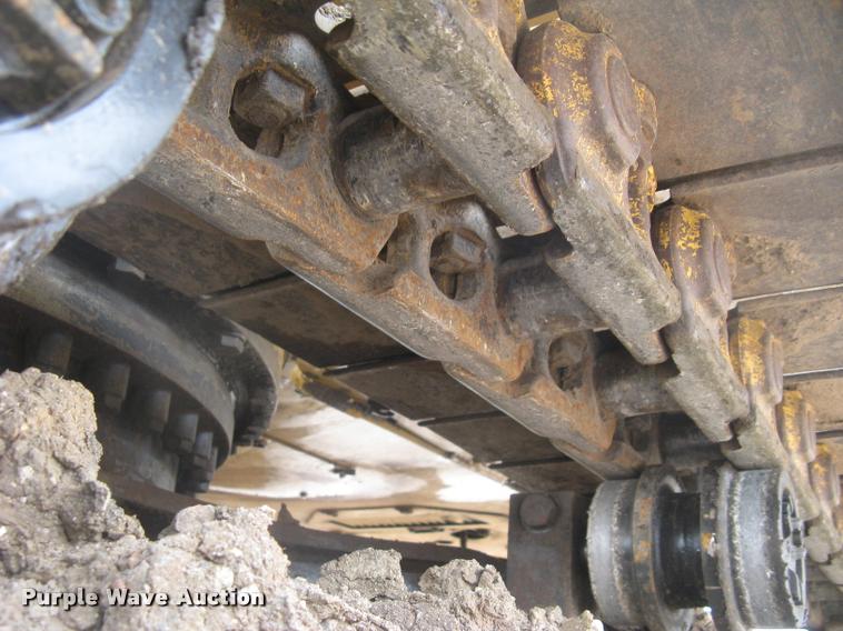 image for item L3869 2005 Caterpillar 330C L excavator