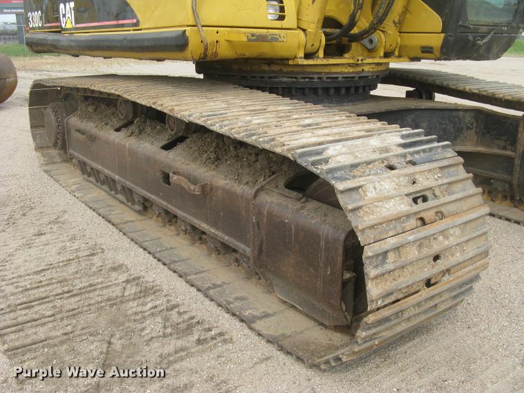image for item L3869 2005 Caterpillar 330C L excavator